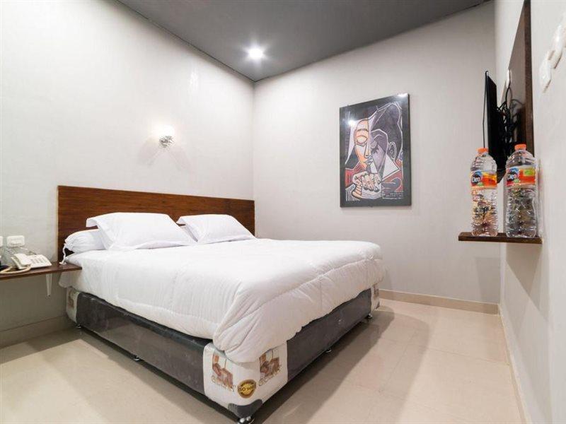 Glamour Hotel And Spa Medan Ngoại thất bức ảnh